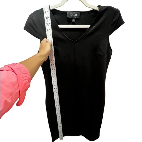 Dash (kardashian line) little black dress size 4 in excellent like-new condition - Picture 5 of 6